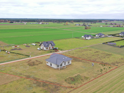 Dom Czerwone rynek pierwotny