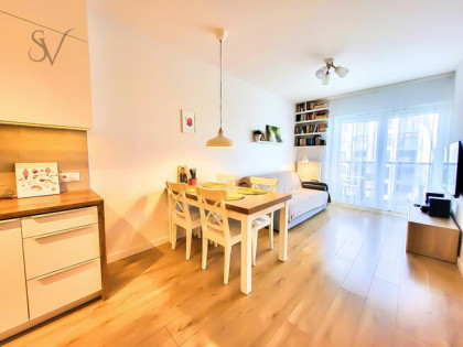 Pets | Miejsce Post | P+R Pachońskiego | ENG