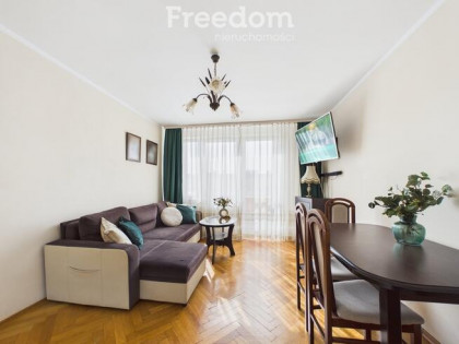 Ładne mieszkanie 2-pokojowe w dobrej lokalizacji