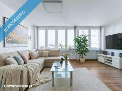 10 minut spacerem do Metra również do Wisły, wejście na Kępę Potocką