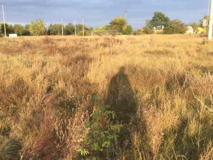 Działkę - sprzedam