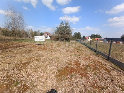 Twardogóra-działka mieszkaniowa, 21 ary przy lesie