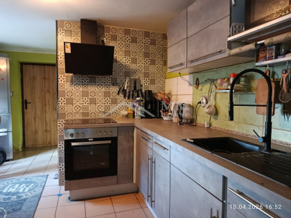 Pół bliźniaka 63m2 w Bażynach.