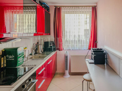 Kawalerka 34,6m2 + komórka lokatorska – Tyniecka