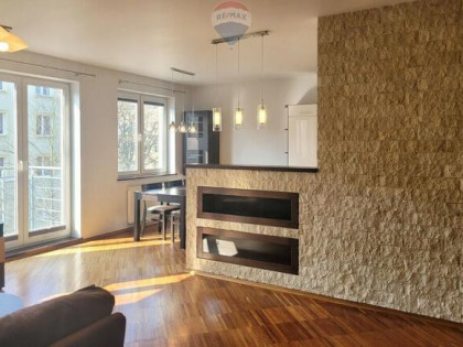 Przestronne 3-pokojowe z miejscem postojowym