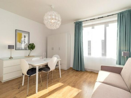 Zachodnia 101, słoneczna kawalerka w Śródmieściu