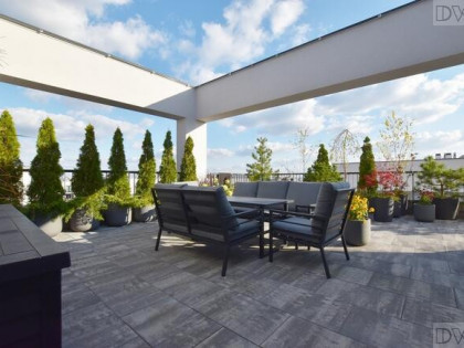 Apartament 82 m2, 3 miejsca postojowe, taras 77 m2