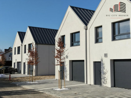 Dom Żabia Wola gm. Strzyżewice,