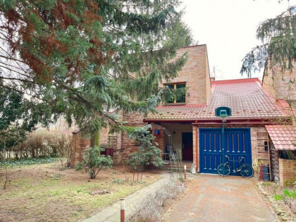 Dom z ogrodem-Saska Kępa, Algierska-Bezpośrednio