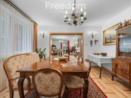 Dom 245 m² w sercu Góry Kalwarii