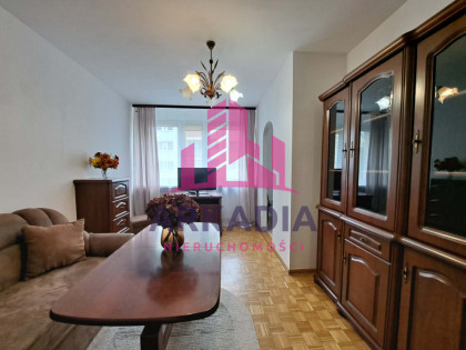 Dwa pokoje na I piętrze os. Błękitne