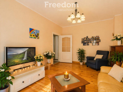 Urok i przestrzeń, 3 pokoje z tarasem