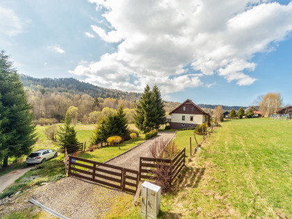 Dom z widokiem na góry w Kamesznicy