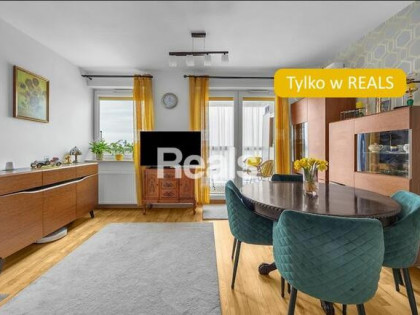 Małe mieszkanie na Stegnach, komórka, garaż