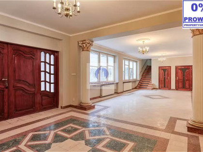 Dom Warszawa Praga-Południe, Saska Kępa ul. Obrońców