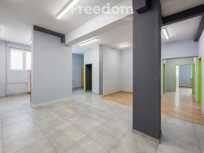 Budynek usługowo-mieszkalny,  Targówek