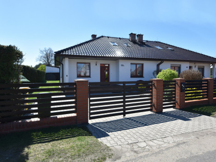 Dom w zabudowie bliźniaczej,Łubniany,Opolskie