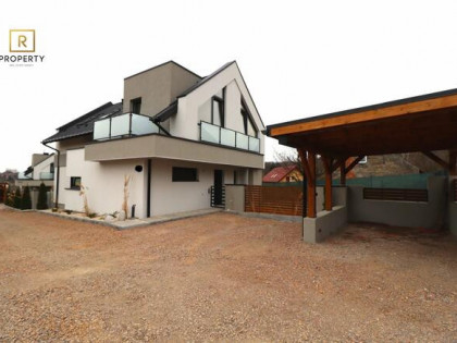 Dom wolnostojący| 4 pokoje| działka 7 ar