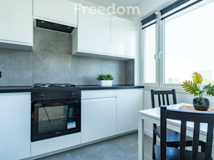 Kawalerka po remoncie, centrum Legionowa