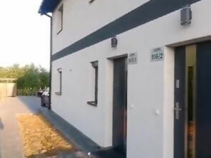 Bezczynszowy Apartament 3 Pokoje +Klima + Strych Parking