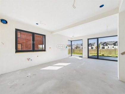 Dom Cholerzyn rynek pierwotny