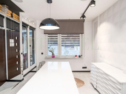 Lokal 60 m² z poddaszem i piwnicą, ul. Bieżanowska