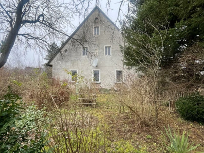 Dom w znakomitej lokalizacji