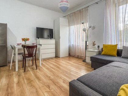 25 m² z parkingiem | Centrum | Umeblowane