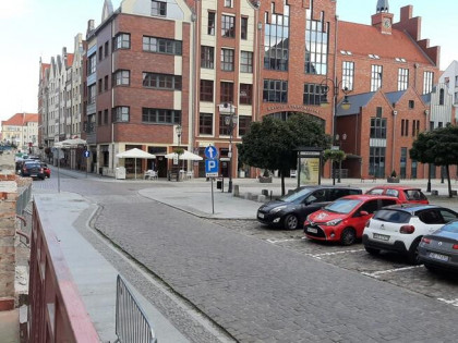 ELBLĄG  Wynajmę lokal 72m2 w sercu Starówki