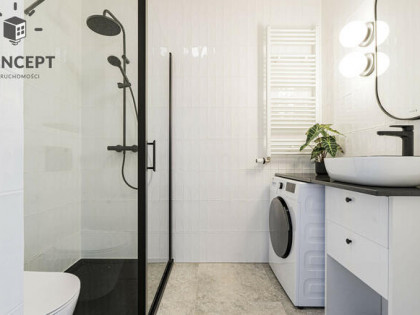 Stylowe 2 pok mieszkanie z balkonem i parkingiem | Centrum