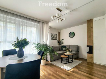 3 pokoje z balkonem, garaż, wysoki standard