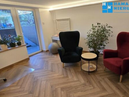 Możesz wynająć trzy pomieszczenia albo jedno !