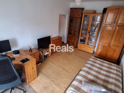 Wysokie 2 pokojowe widna kuchnia cegła Mokotów