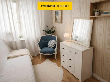 Na sprzedaż mieszkanie-3 pokoje,1 piętro, Widok,