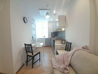 Wynajmę funkcjonalną kawalerkę, Modrzejowska 89