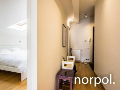 stylowy apartment z 1 sypialnią i dużym tarasem/stylish one-bedroom apartment