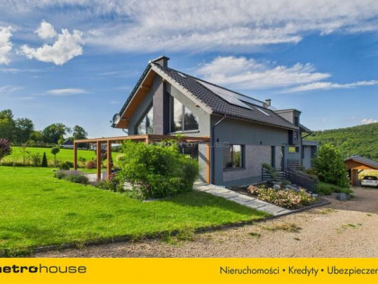 Dom dla rodziny / komfort i bezpieczeństwo / Zasań