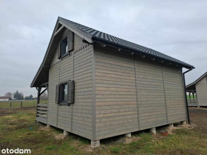 Nowy Całoroczny dom klimatyzacja. Gotowy do zamieszkania