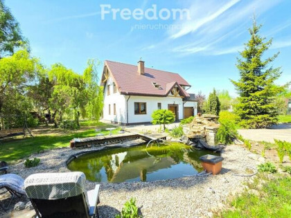 Nowoczesny dom z klimatem, 2000m2,