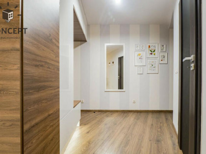 2-pokojowe mieszkanie + biuro/garderoba | Balkon
