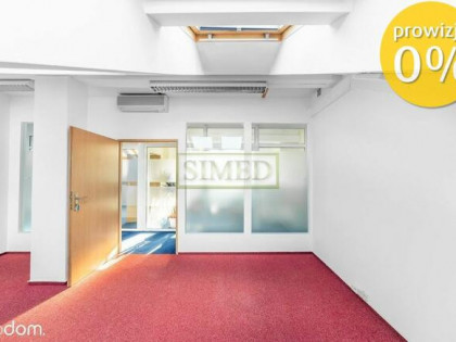 Skosy,widne,recepcja,dostęp24h,parking,winda
