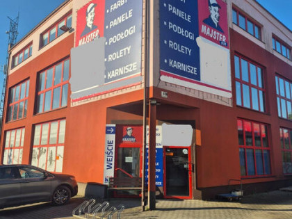 Budynek biurowo, handl-usług blisko autostrady