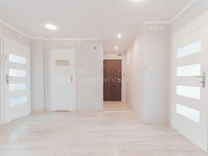 3 pokoje 43m² w ścisłym centrum z dużym balkonem