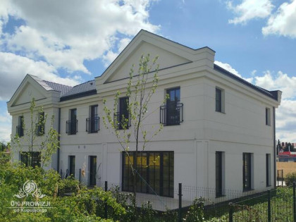 REZERWACJA/WILLOWY DOM Z OGRODEM I GARAŻEM -stylowa architektura - Cesarzowice
