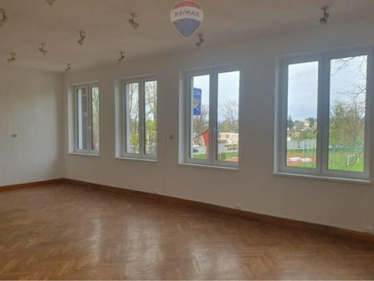 Lokal usługowo–użytkowy w centrum Bestwiny