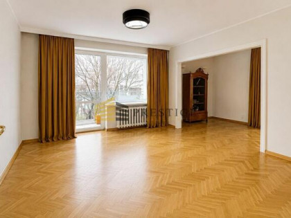 Lokal obok Ogrodu Saskiego 82m2, UL. Niecała