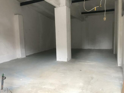 Lokal użytkowy Warszawa Wawer, Zbytki
