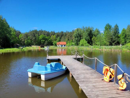 Gotowy biznes: 1,5ha: staw + 2 domki 35m2 + dom