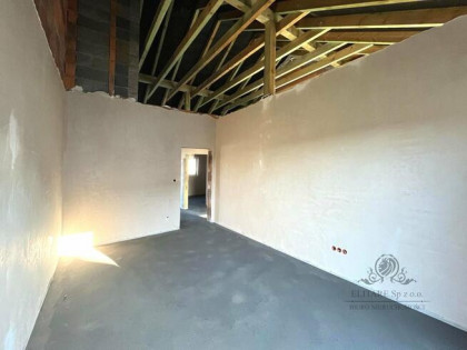 Dom o pow. 109,85m2 + garaż16,24m2, pompa ciepła/ Miłoszyce, Jelcz Laskowic