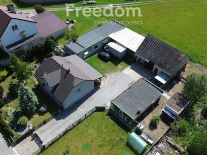 Dom 150 m2+ 3  budynki na dział. gosp./magazyn